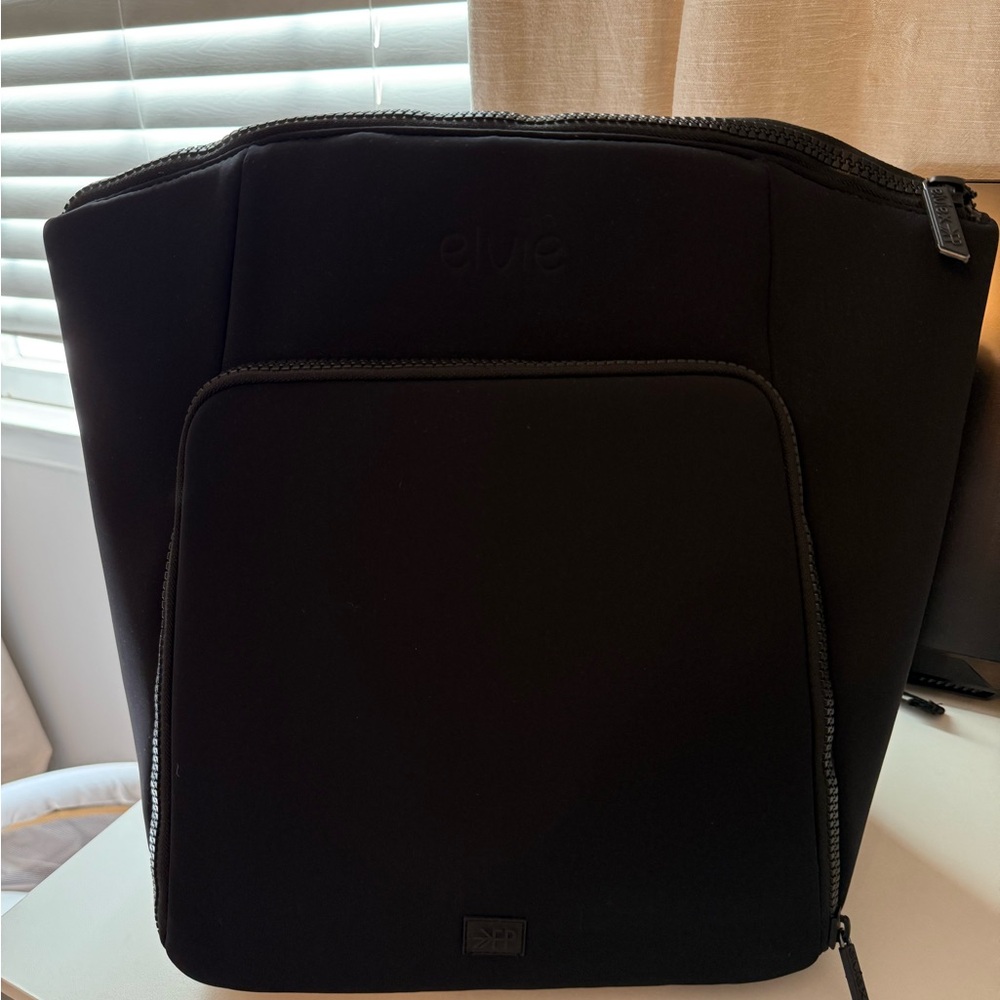 Elvie Seoul Max Pump Backpack